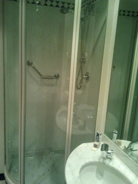 Standard Double Room,279287857:JPEG